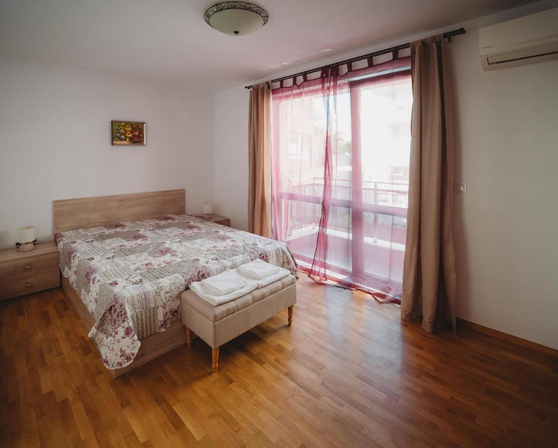 Andreya'S Sea Apartment-Beach, Sea Garden ,Old Town, Free Parking, Free Evcharging Station Varna Exteriör bild